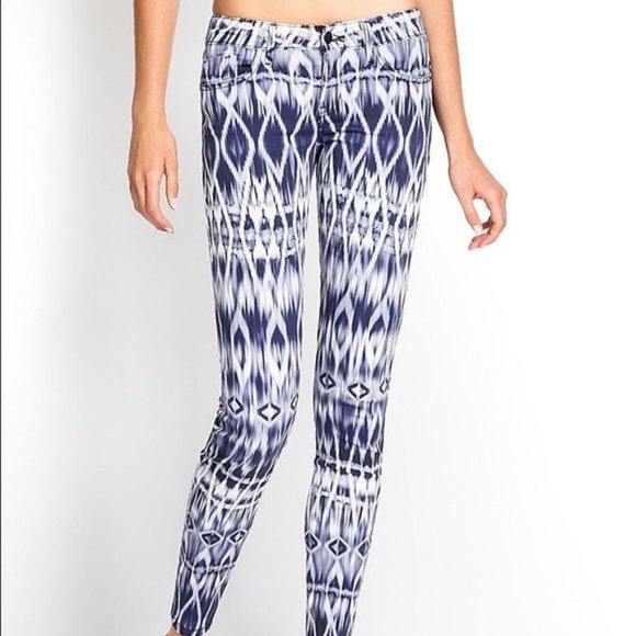 Guess Brittney Jeans NWT - Picture 1 of 3